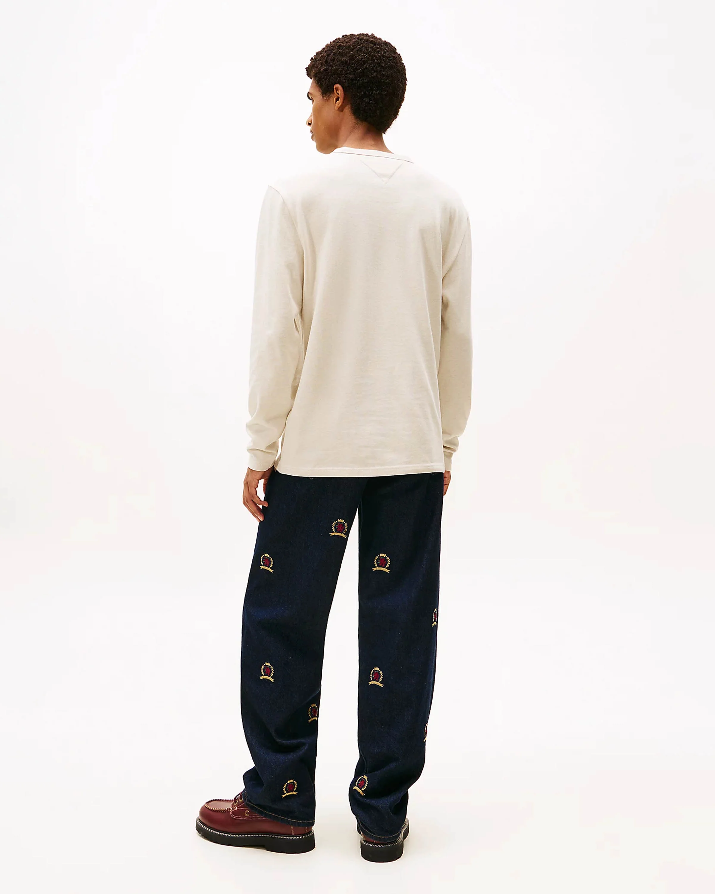 Badge Longsleeve T-Shirt - Image 4