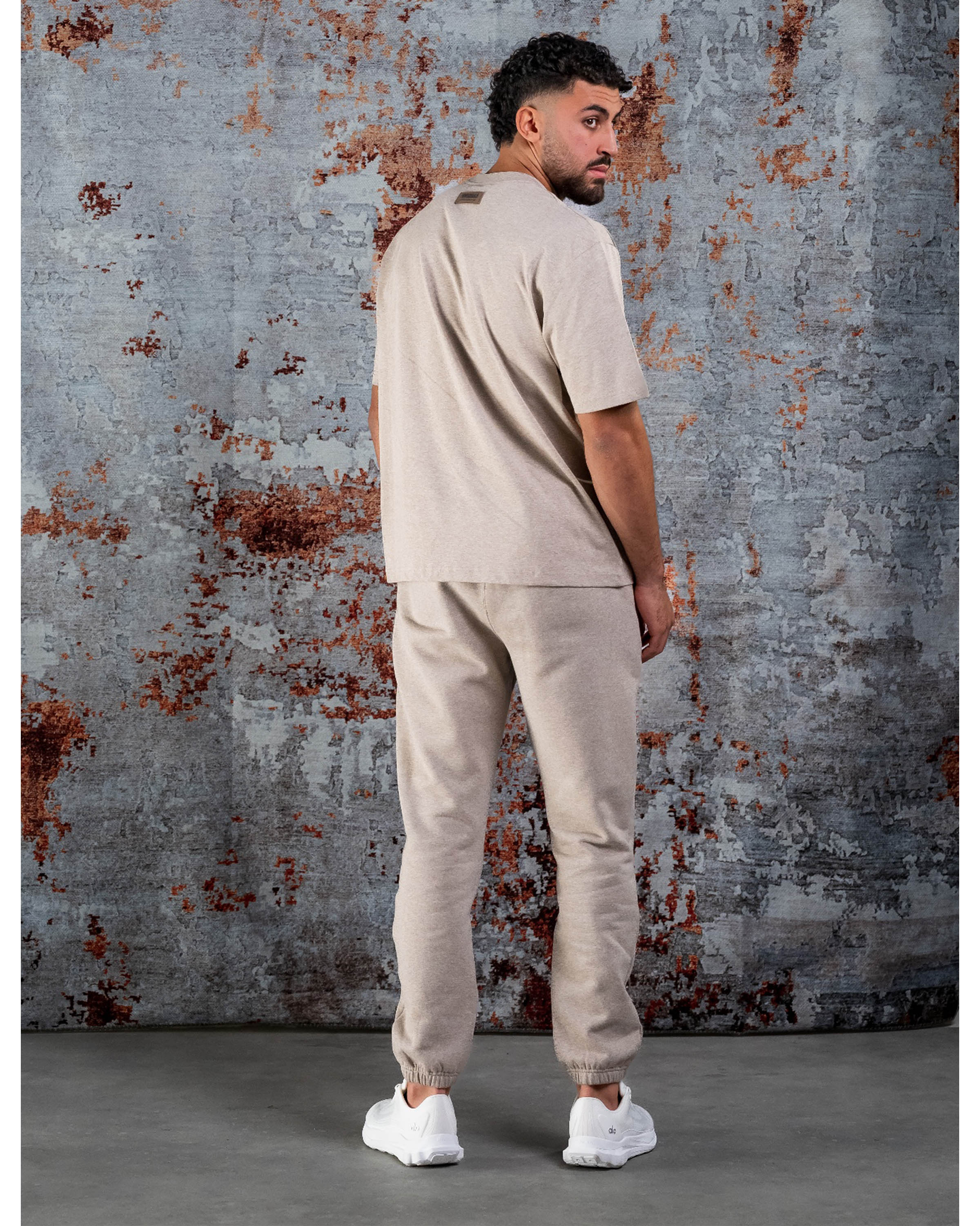Basic Curve T-Shirt - Image 2