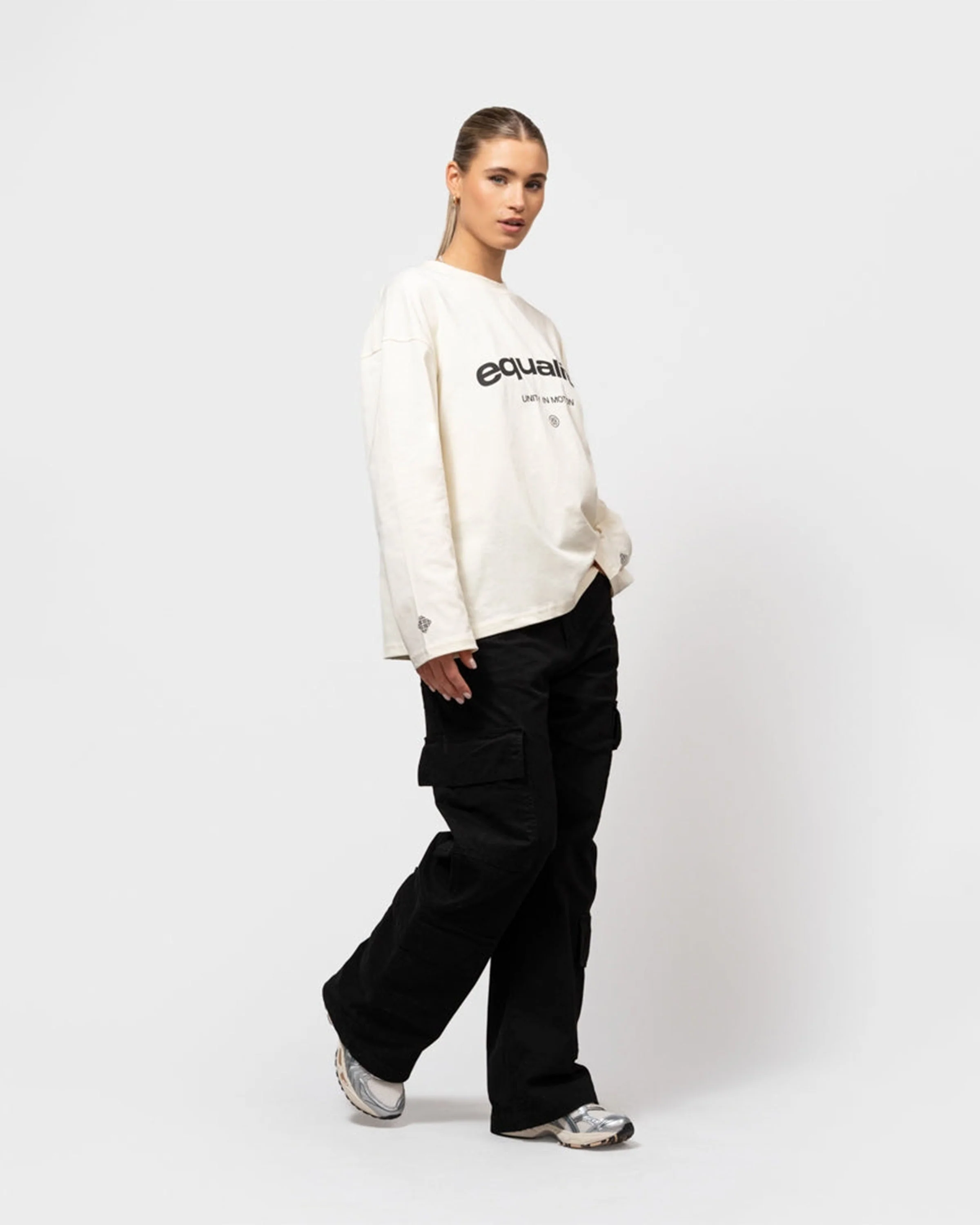 Celeste Longsleeve T-Shirt - Image 4
