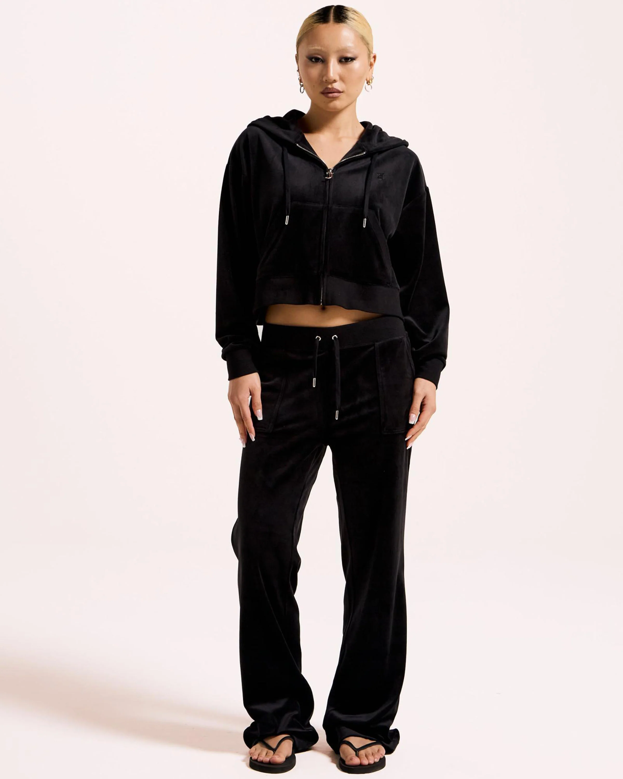 Classic Velour Short - Image 3