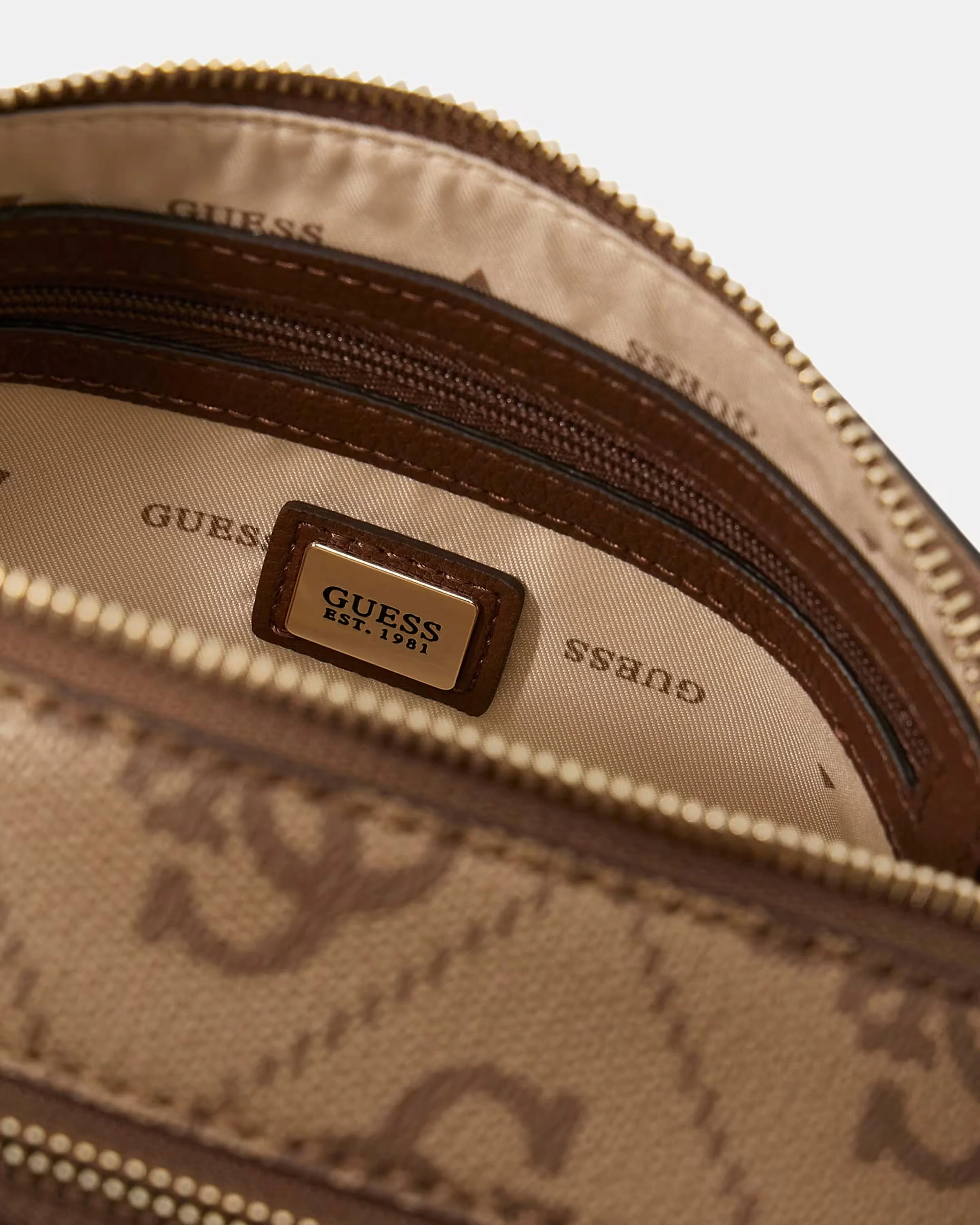 Noelle Camera Crossbody - Image 5