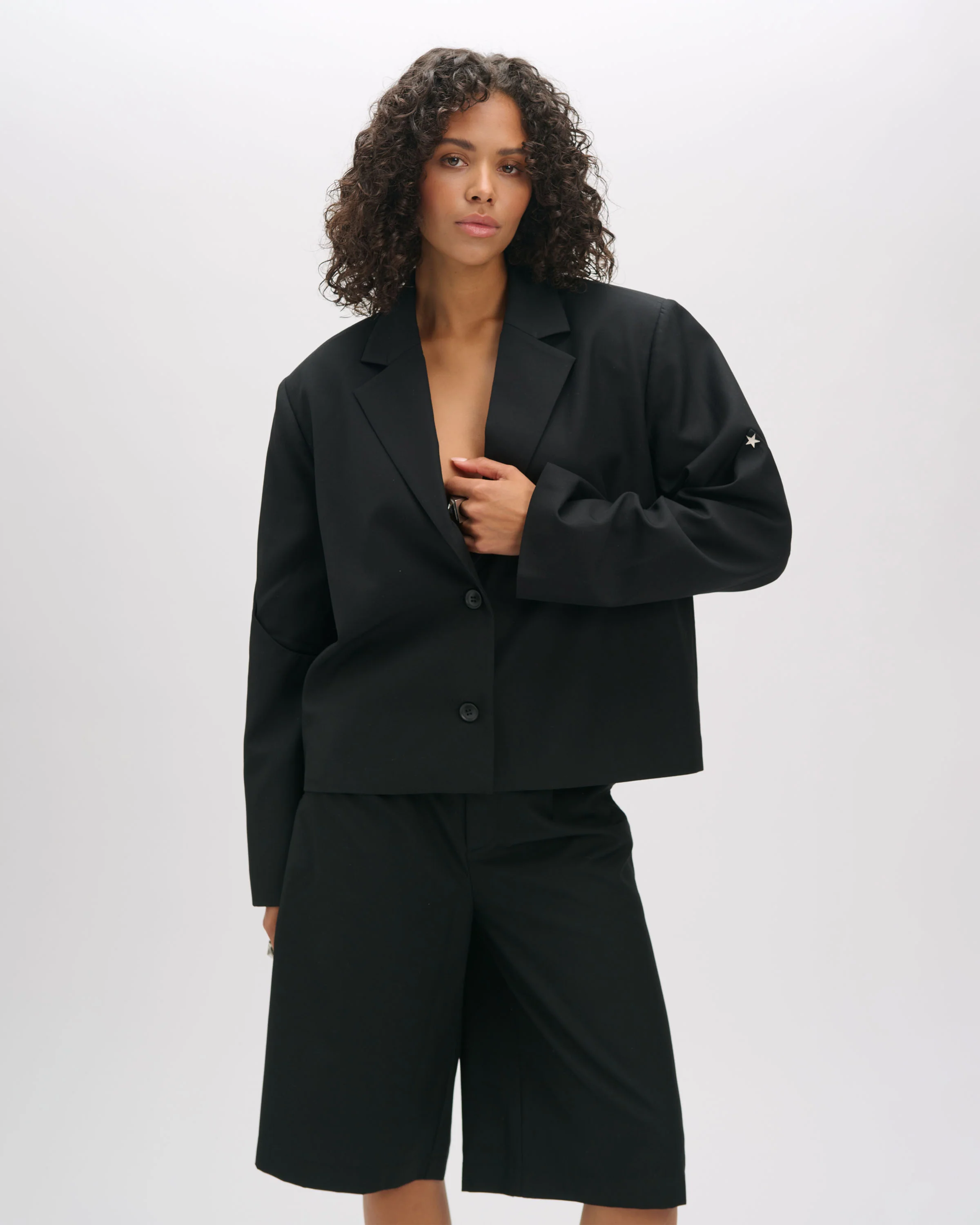 Oversized Star Cropped Blazer - Image 5