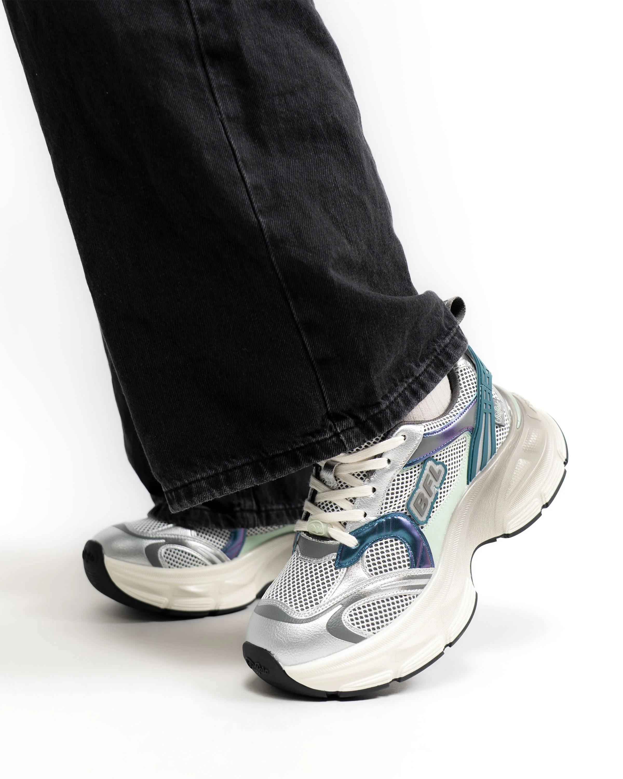 Ridr One Sneakers