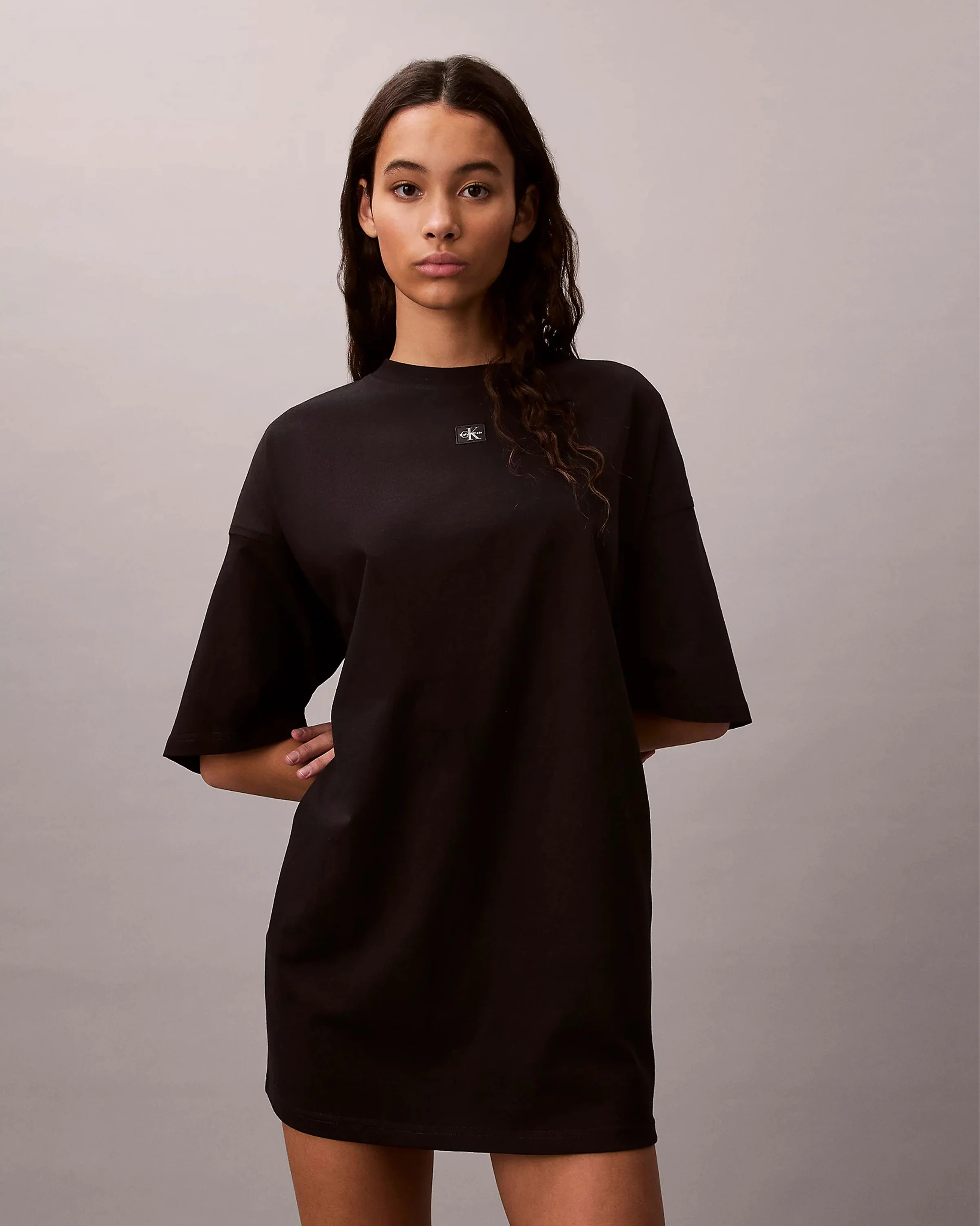 Woven Label Oversized Jurk - Image 6