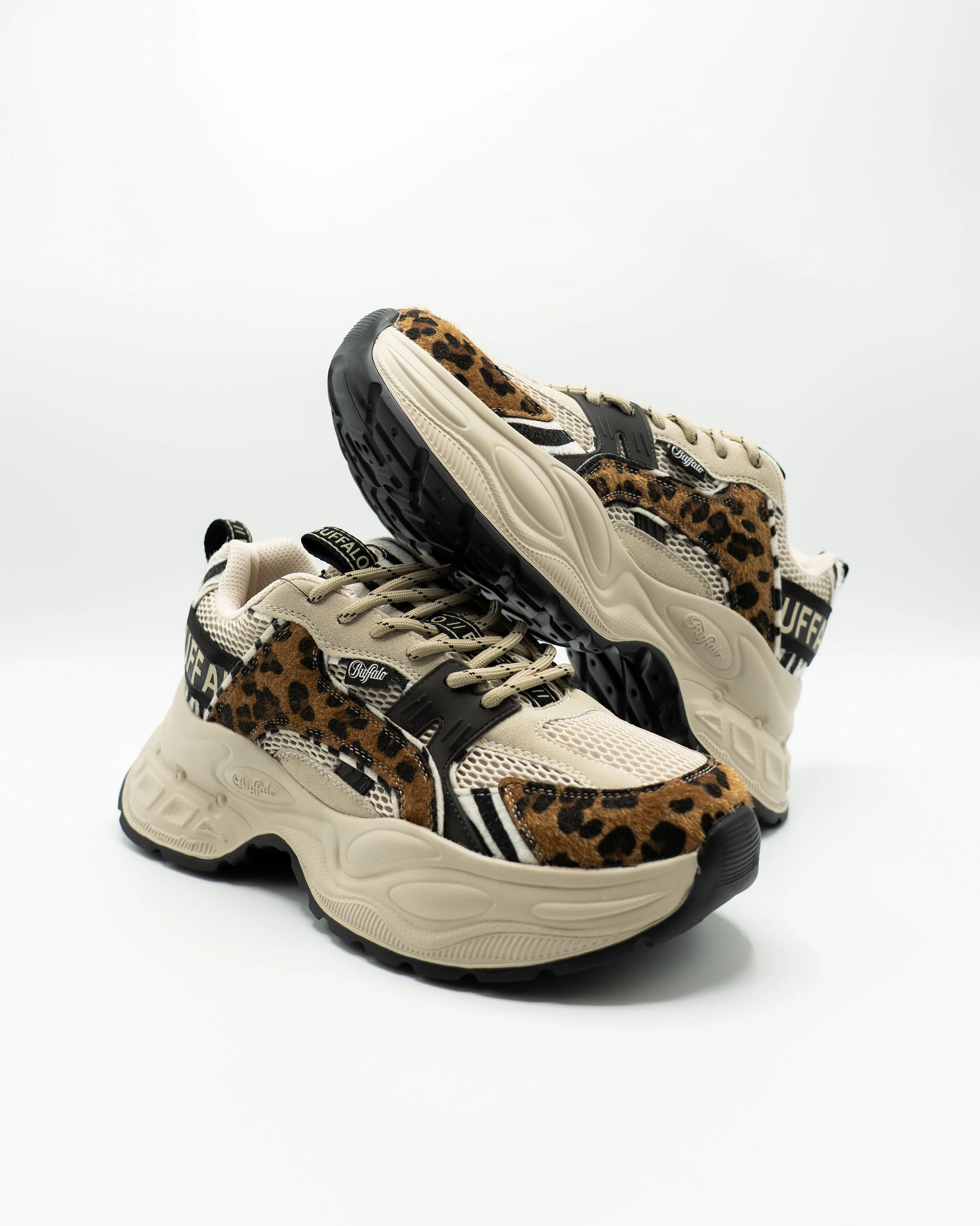 Yuno Sneakers - Image 4